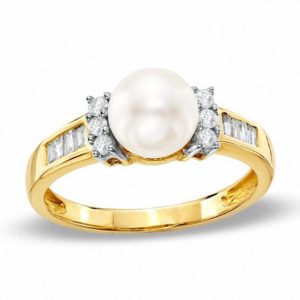 Cultured Freshwater Pearl and 0.26 CT. T.w. Diamond Ring in 10K Gold