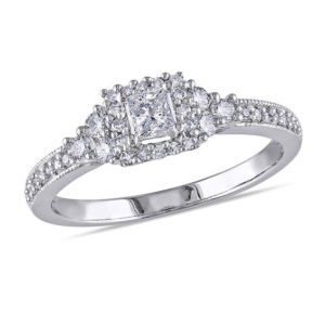 0.50 CT. T.w. Princess-Cut Diamond Frame Tri-Sides Vintage-Style Ring