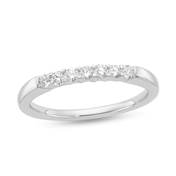 0.24 CT. T.w. Diamond Seven Stone Anniversary Band in Platinum
